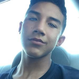 Meet your Posher, Manuel